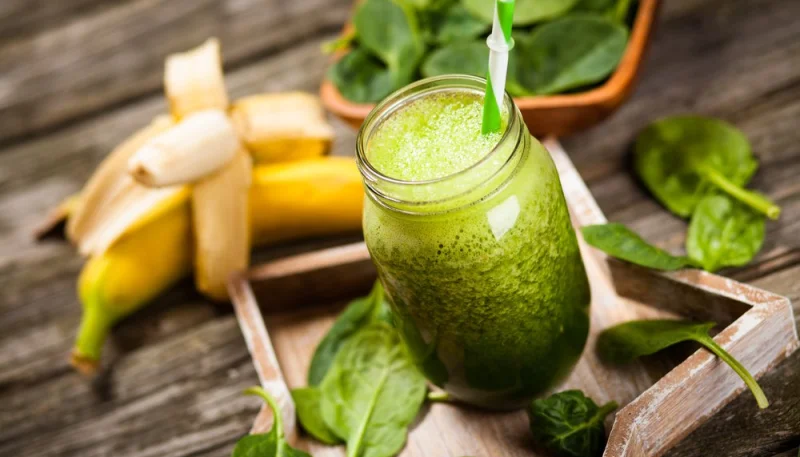 Smoothie banane et épinards