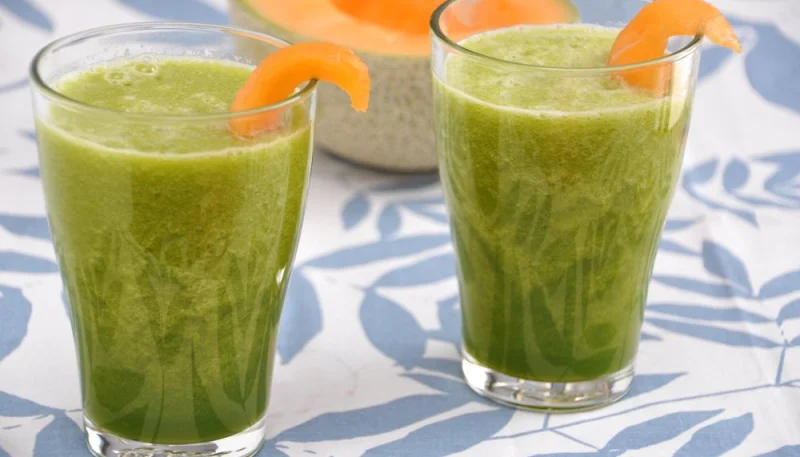 Smoothie melon et basilic