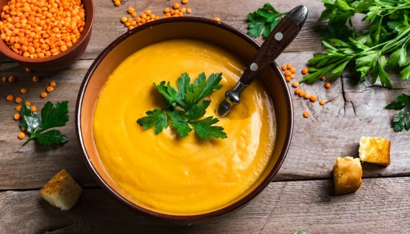 Soupe de lentilles et carottes épicées