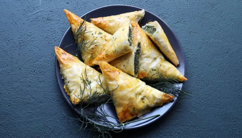 Chaussons aux épinards et feta