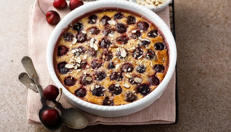 Clafoutis aux cerises et amandes