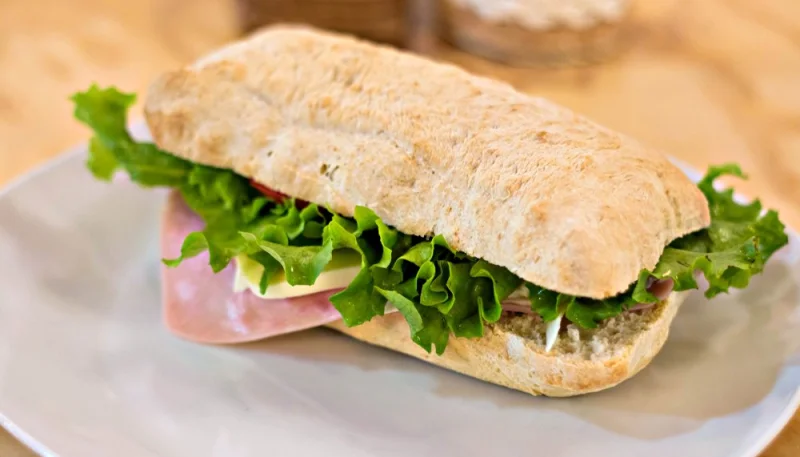 Sandwich jambon-fromage