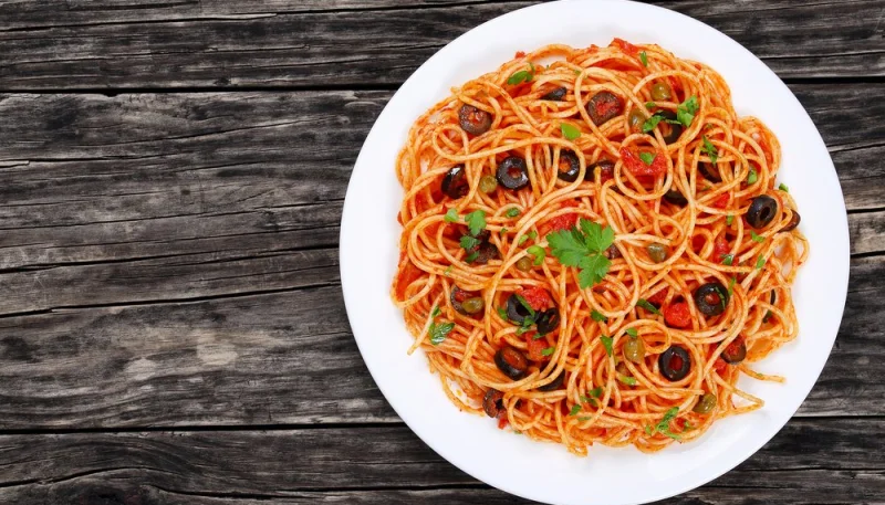 Spaghetti à la napolitaine
