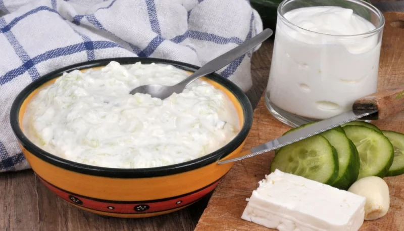 Tzatzíki à base de yaourt grec