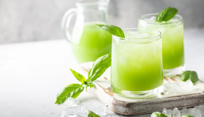 Limonade au basilic