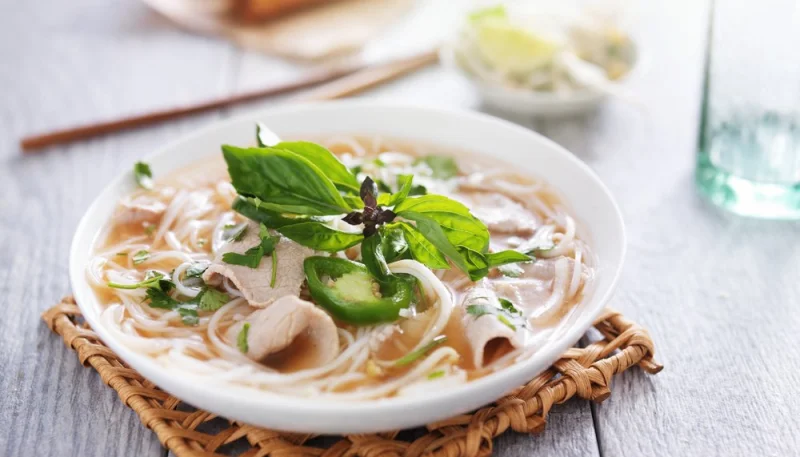 Soupe pho au bœuf