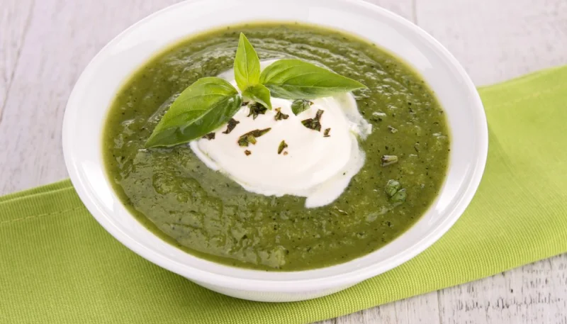 Soupe de courgettes et fromage frais