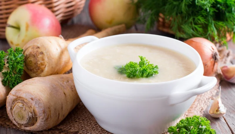 Velouté de panais et pommes au curry