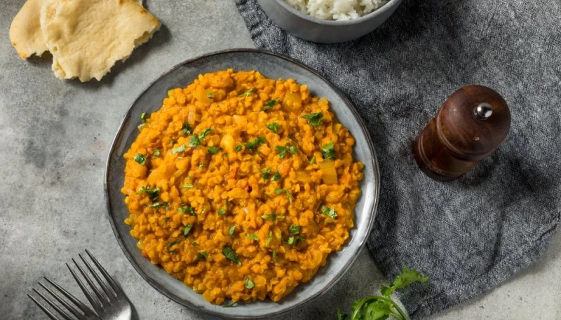 Dahl de lentilles corail au lait de coco