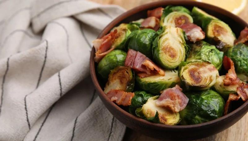 Poêlée de choux de Bruxelles aux lardons