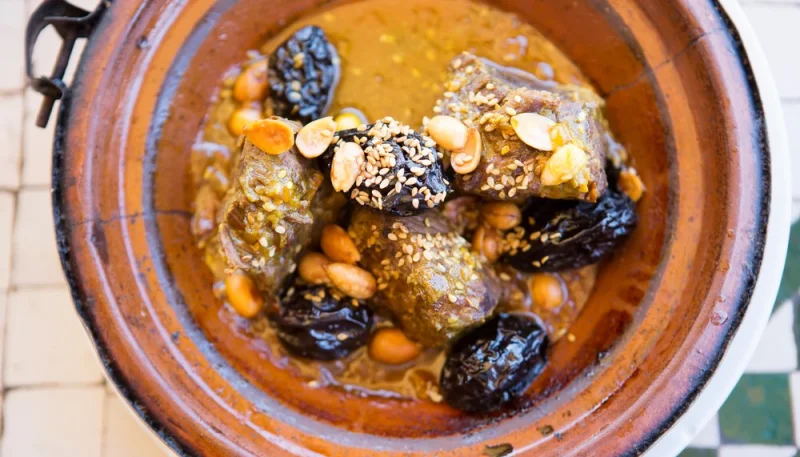 Tajine d'agneau aux pruneaux et amandes