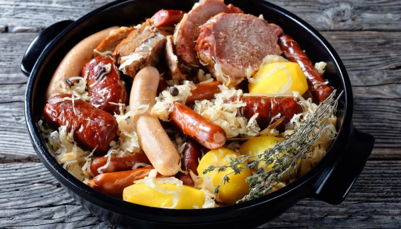 Choucroute garnie traditionnelle