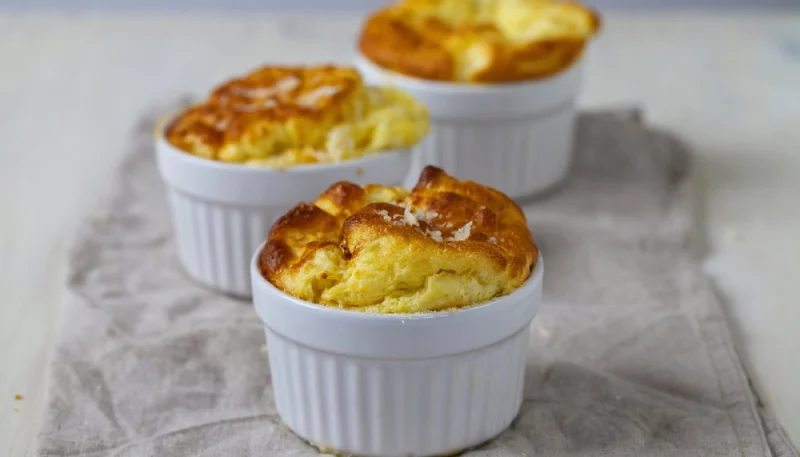 Petits soufflés au fromage comté