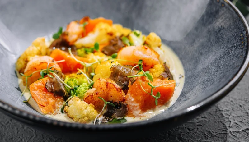 Crevettes sautées aux patates douces et sauce à la truffe