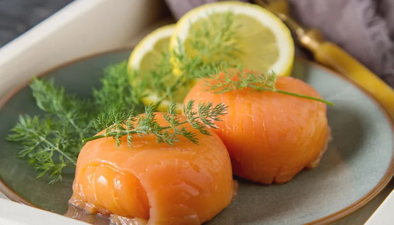 Dôme de saumon fumé à la mousse de fromage frais