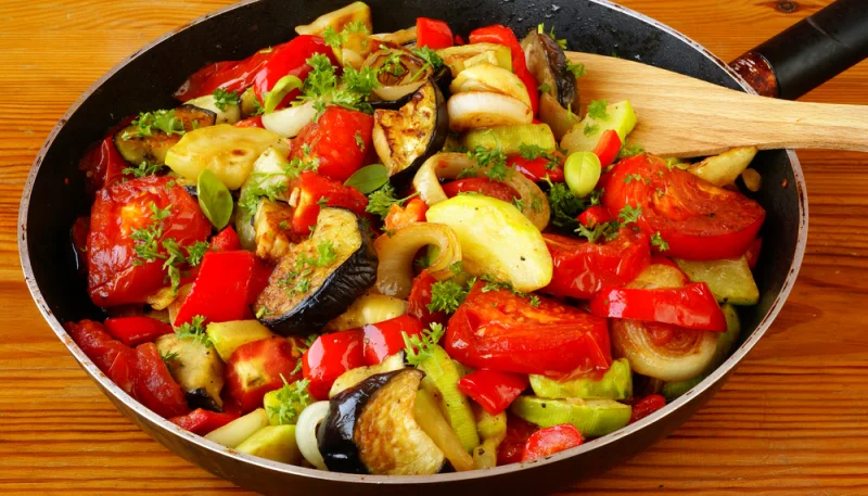 Poêlée de légumes du soleil et tofu mariné