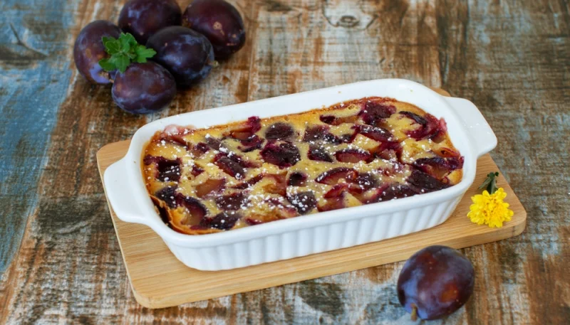 Gâteau rustique aux prunes