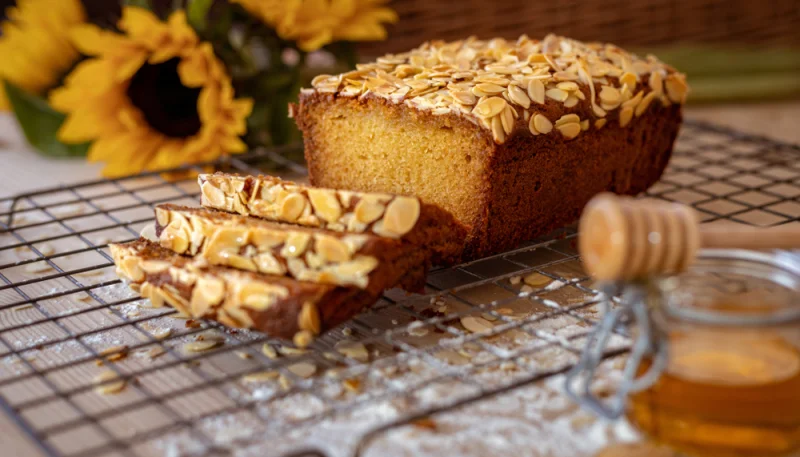 Cake aux amandes et miel