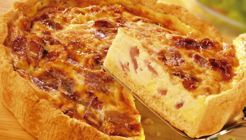 La Quiche Lorraine : Recette Traditionnelle et Conseils de Préparation