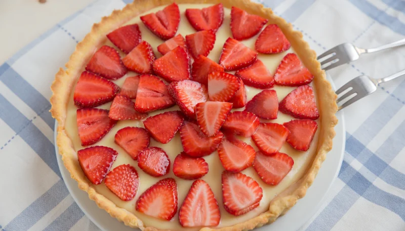 Tarte sablée aux fraises et crème pâtissière
