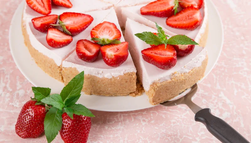 Cheesecake sans cuisson aux fraises