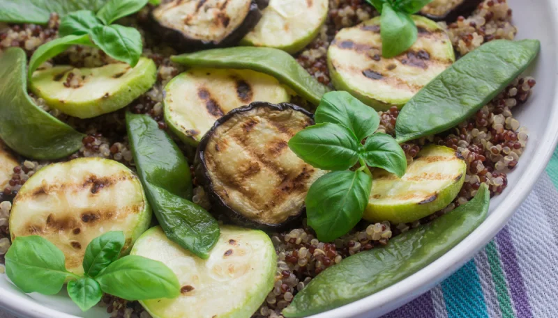 🥗 Salade de quinoa aux courgettes grillées et feta