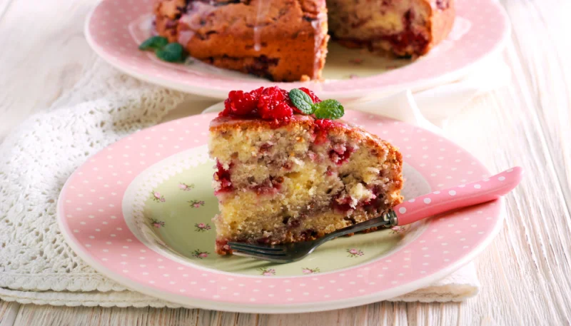Gâteau au yaourt et aux framboises