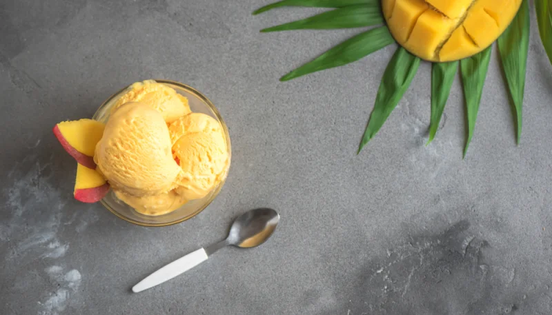 Glace express à la mangue et coco