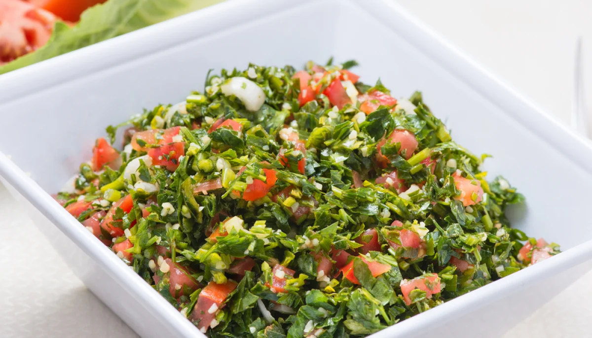 Taboulé traditionnel libanais : la vraie recette authentique et rafraîchissante