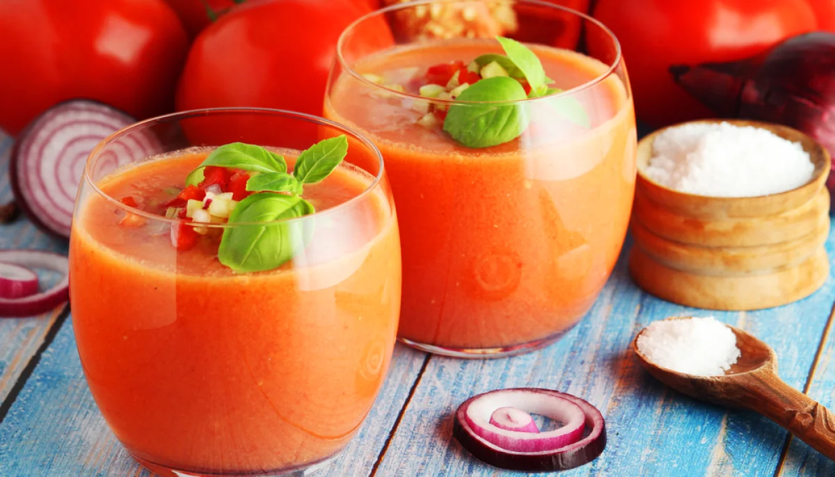 🍅 Gaspacho marseillais : la recette fraîche et express aux saveurs du Sud