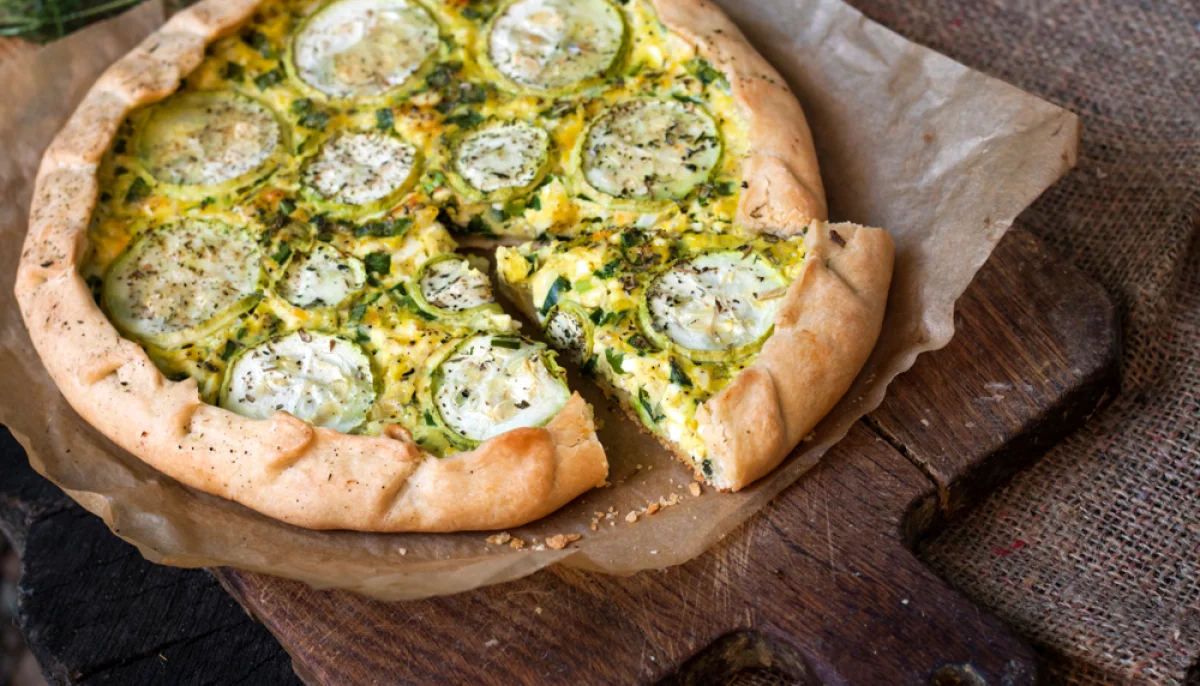 Quiche aux courgettes, chèvre et miel