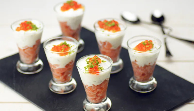 Verrines fraîcheur au fromage frais et saumon