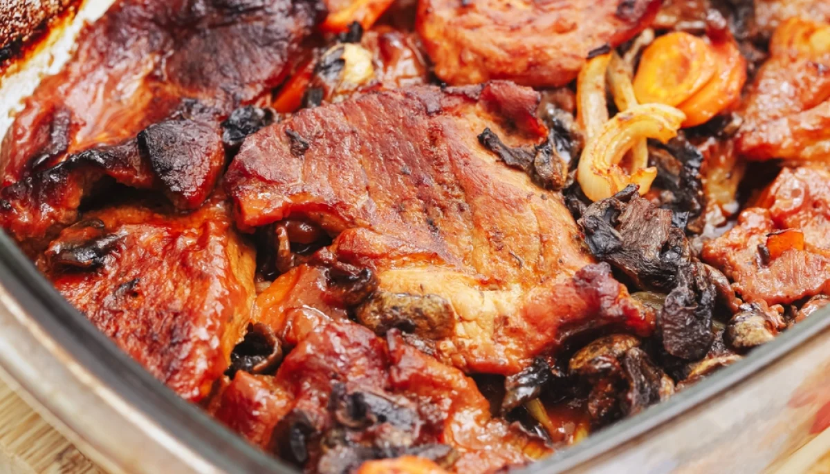 🥘 Caghuse (ragoût de rouelle de porc au vinaigre)