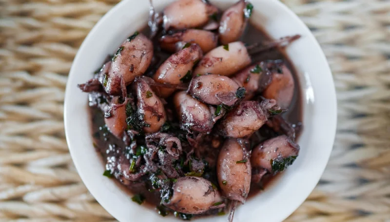Calamars sautés ail et persil
