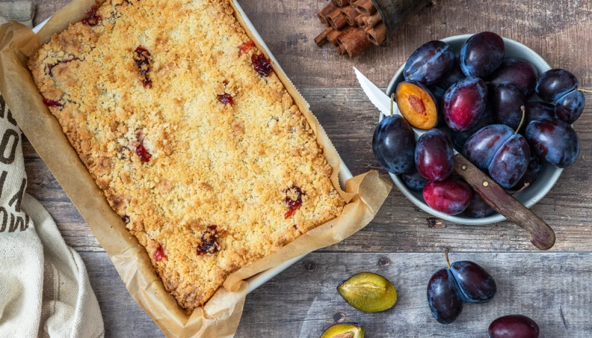 Crumble aux prunes et aux amandes