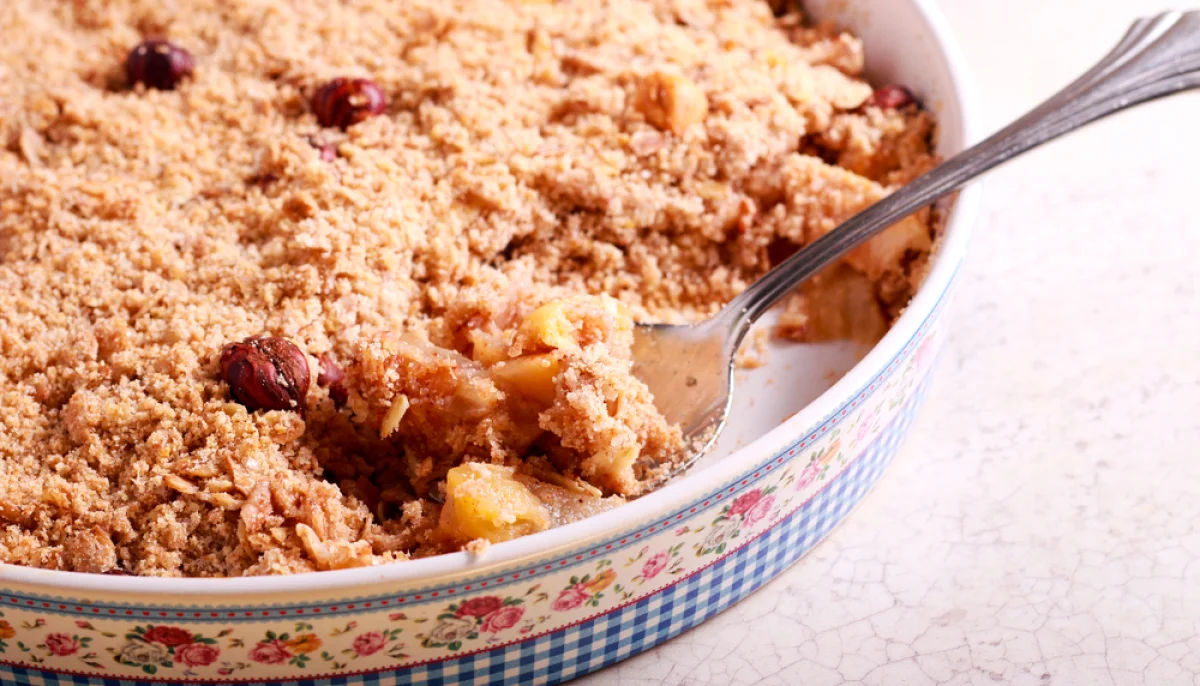 đ Crumbles aux pommes et noisettes