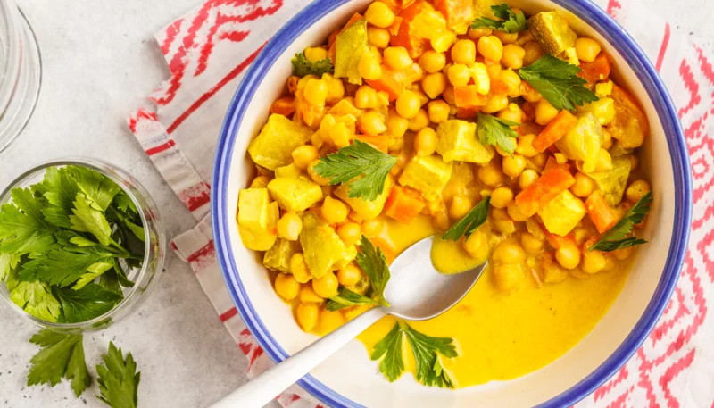 Curry de courgettes et pois chiches