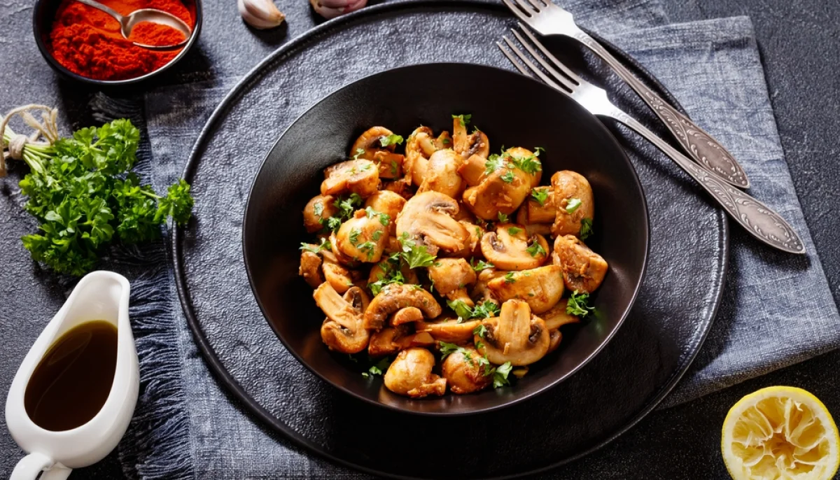 Poêlée de champignons persillés
