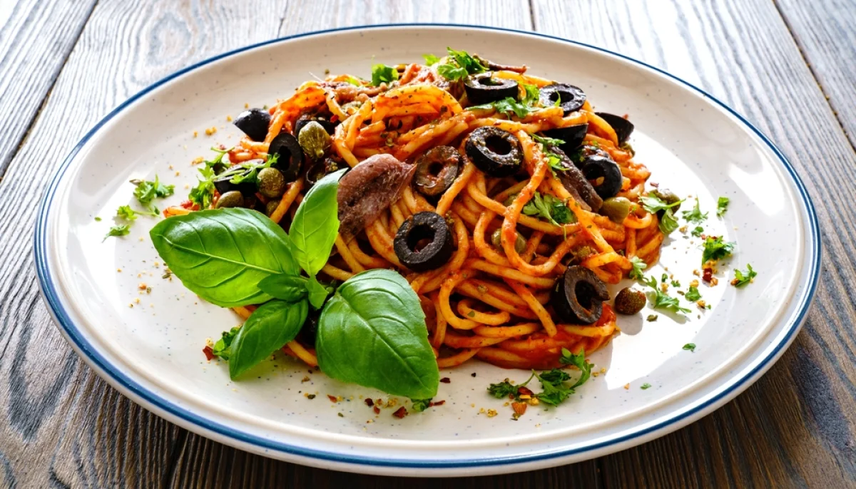 Spaghettis aux anchois et câpres