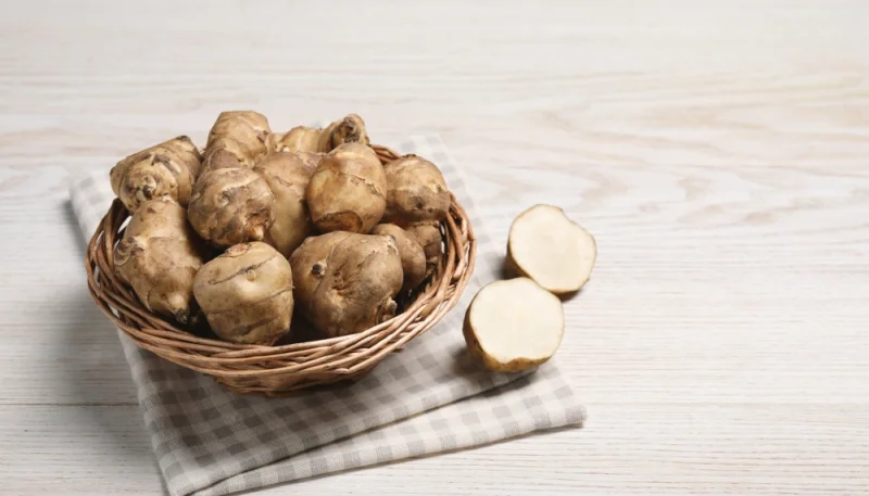 5 légumes oubliés qui reviennent en force en 2025 (et comment les cuisiner)