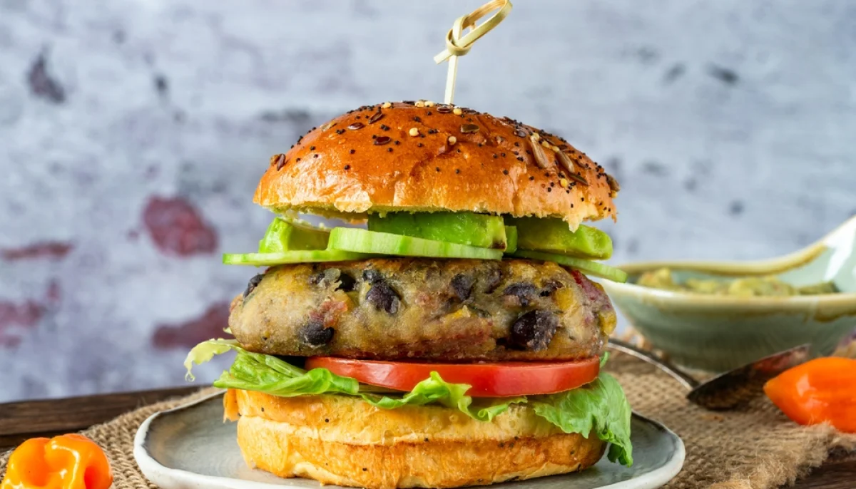 đ Burger vĂ©gĂ©tarien aux haricots noirs