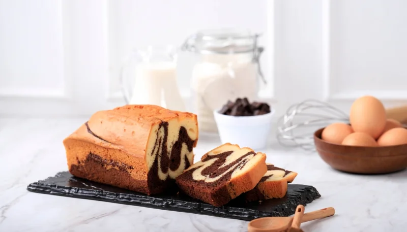 🍰 Cake marbré moelleux au chocolat et vanille