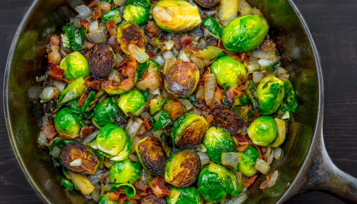🥘Poêlée de choux de Bruxelles aux lardons et oignons
