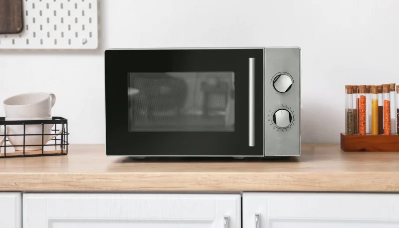 ⚡ Astuces de cuisine : 15 utilisations surprenantes du micro-ondes