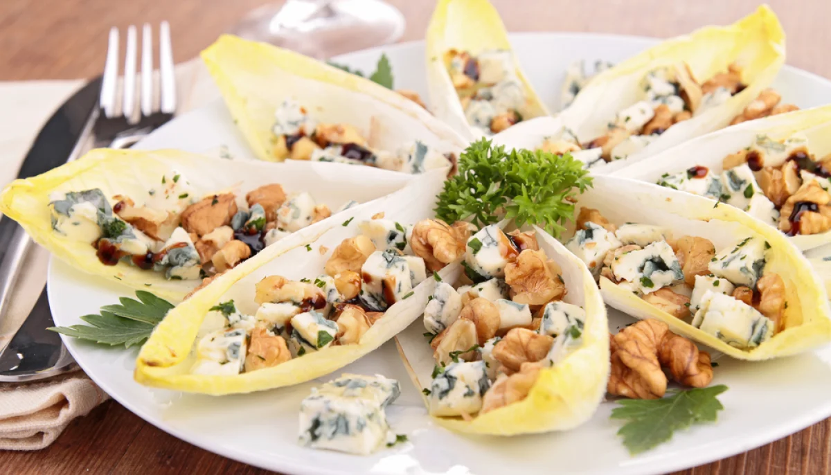 🥗Salade d’endives aux noix et roquefort