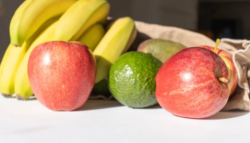 🧊 Ces 10 aliments que vous conservez mal (et qui vous font perdre de l’argent sans le savoir)