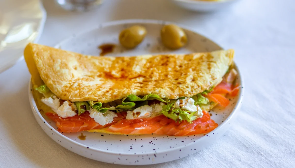 🍳Omelette gourmande au saumon & fromage