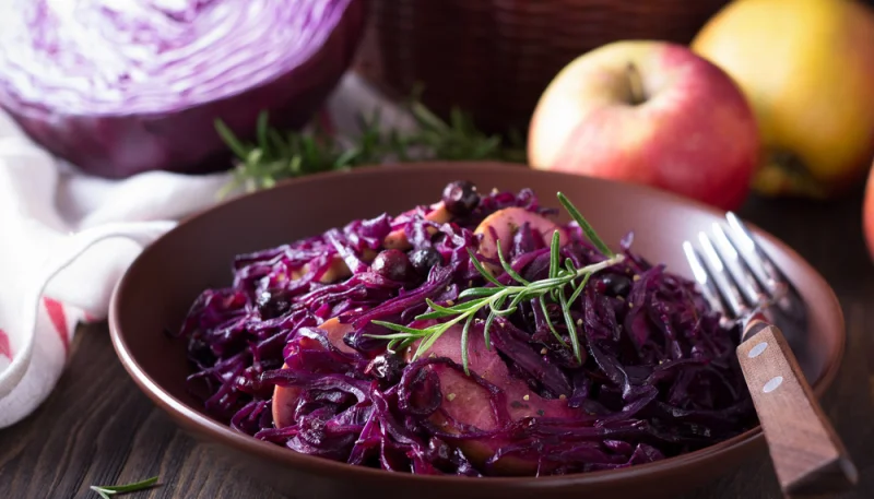 🥬 Wok de chou rouge, pommes et oignons