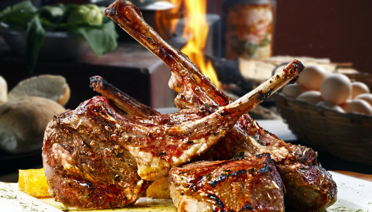 Côtelettes d’agneau grillées à l’orientale