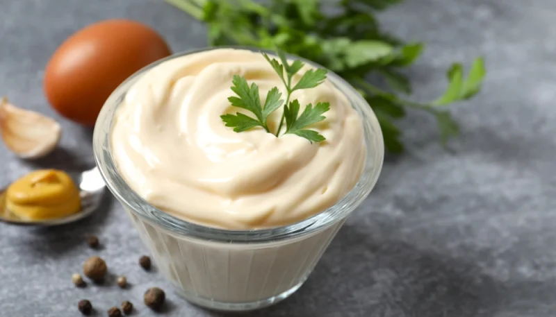 Comment rattraper une mayonnaise ratée (et éviter qu’elle ne tranche)